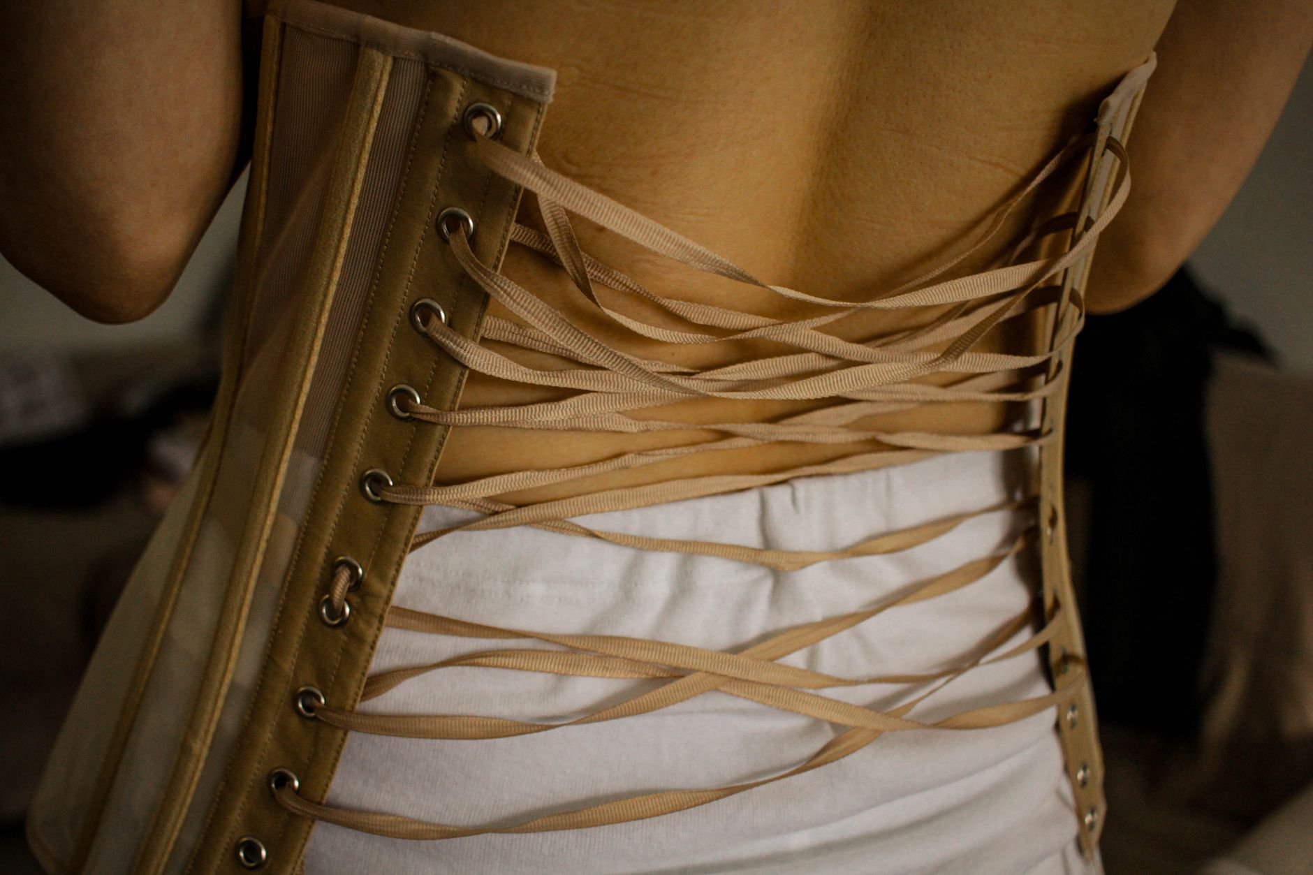 Défilé Victoria's Secret 2026 : corsets, tulle et reflets argentés, les tendances lingerie à retenir
